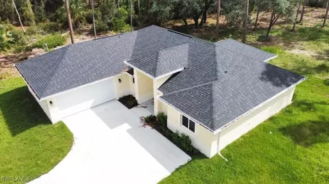 7655 19th Pl, Labelle, FL 33935 photo 5