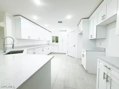 7655 19th Pl, Labelle, FL 33935 photo 11