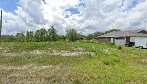 409 Yolanda St, Lehigh Acres, FL 33972