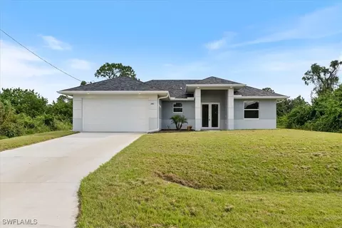 2907 21st St W, Lehigh Acres, FL 33971