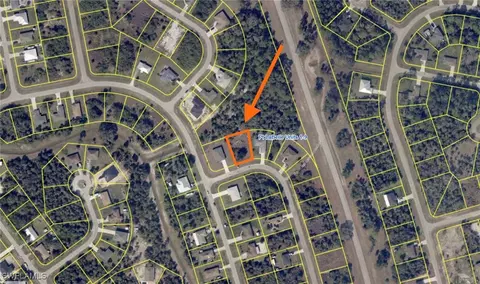 3303 Clearview Cir, Labelle, FL 33935