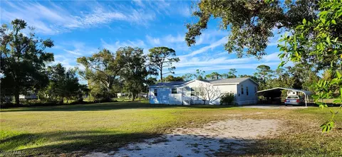 2048 Laurel Ln, North Fort Myers, FL 33917