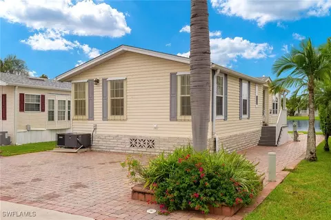 3057 Waterview Pt, Naples, FL 34120