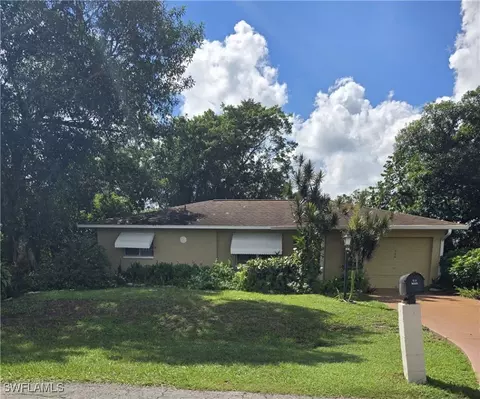 706 Jackson Ln, Lehigh Acres, FL 33936