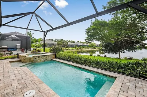 8837 Yucatan Ct, Naples, FL 34112 photo 3
