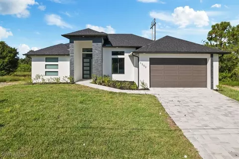 3202 Floyd Ave S, Lehigh Acres, FL 33976
