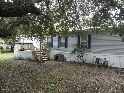 15950 Kaloacoochee St, Felda, FL 33930