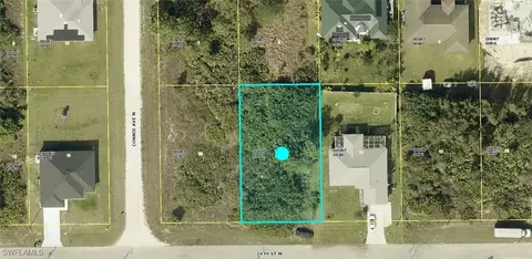 2516 24th St W, Lehigh Acres, FL 33971