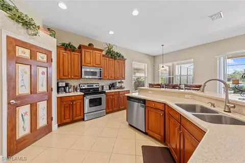 20343 Ardore Ln, Estero, FL 33928 photo 10