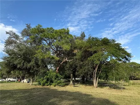 835 N Live Oak St, Clewiston, FL 33440