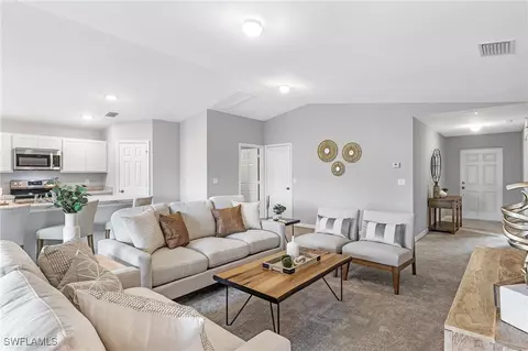 1900 NE 5th Ave, Cape Coral, FL 33909