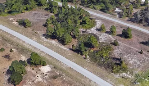 1089 Eisenhower Blvd, Lehigh Acres, FL 33974