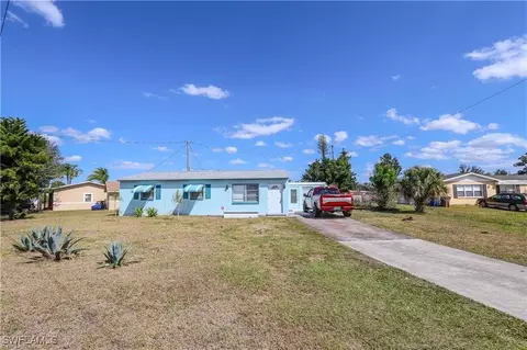 202 Alabama Ct, Lehigh Acres, FL 33936