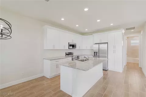 9044 Meadow Cir, Labelle, FL 33935 photo 17
