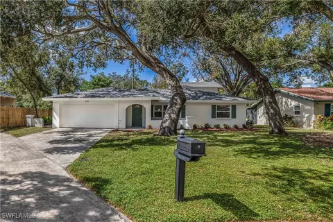 4786 Santa Del Rae Ave, Fort Myers, FL 33901