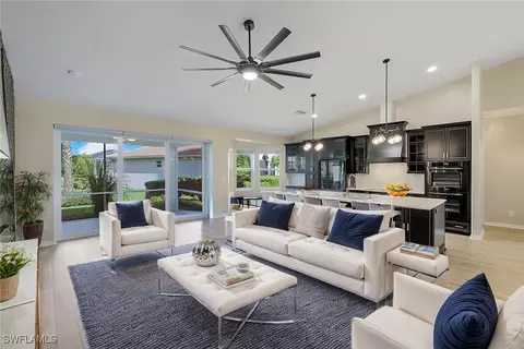 3968 Ruxton Rd, Naples, FL 34116