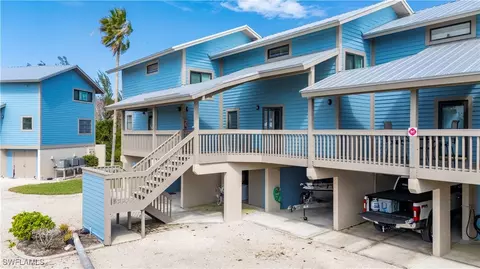 5331 Blue Crab Cir #J2, Bokeelia, FL 33922