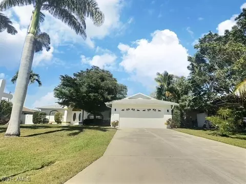 609 SE 23rd St, Cape Coral, FL 33990