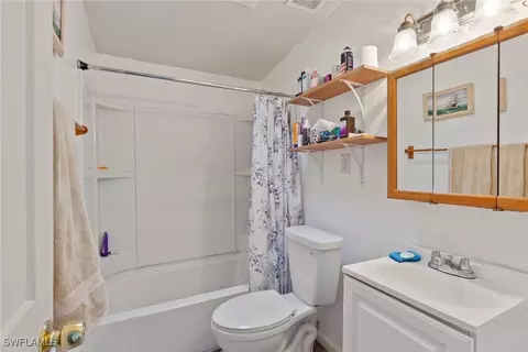 1363 Brookside Dr, Naples, FL 34104 photo 9