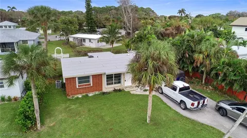 1363 Brookside Dr, Naples, FL 34104 photo 14