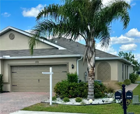 10753 Crossback Ln, Lehigh Acres, FL 33936