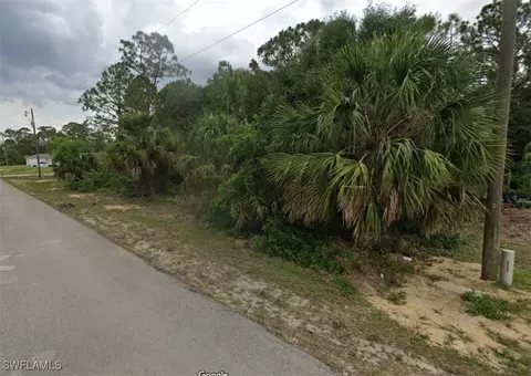 2808 50th St W, Lehigh Acres, FL 33971