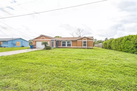 419 Candlewick Cir S, Lehigh Acres, FL 33936
