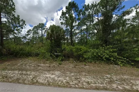 3507 65th St W, Lehigh Acres, FL 33971