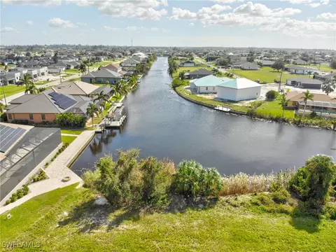 2606 NW 4th St, Cape Coral, FL 33993