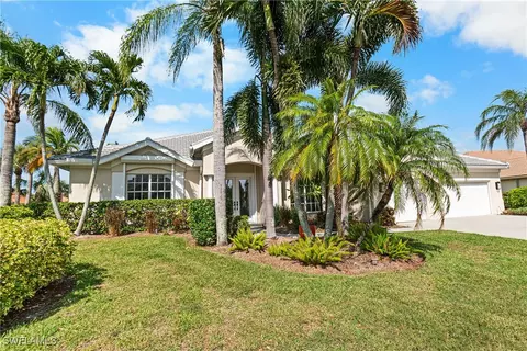 12043 Mahogany Isle Ln, Fort Myers, FL 33913