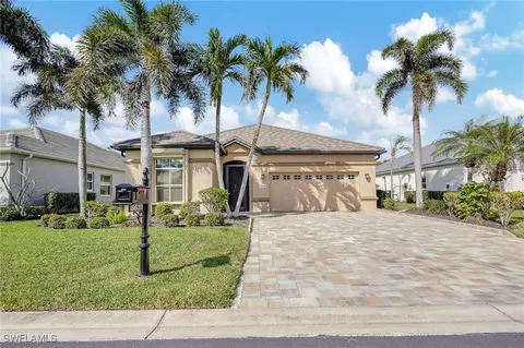 8633 Brittania Dr, Fort Myers, FL 33912