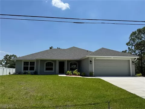 2324 Jacaranda Pkwy W, Cape Coral, FL 33993