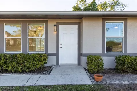1730 NE 16th Pl, Cape Coral, FL 33909