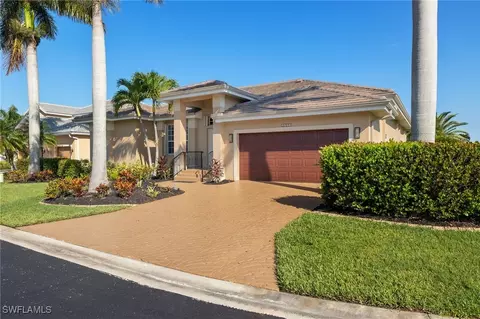 8333 Southwind Bay Cir, Fort Myers, FL 33908