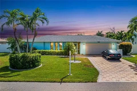 1452 SE 14th St, Cape Coral, FL 33990