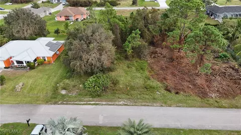 2905 Curtis Ave S, Lehigh Acres, FL 33976