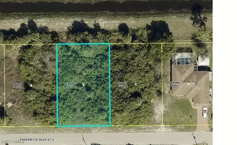 843 Frederick Reid St E, Lehigh Acres, FL 33974