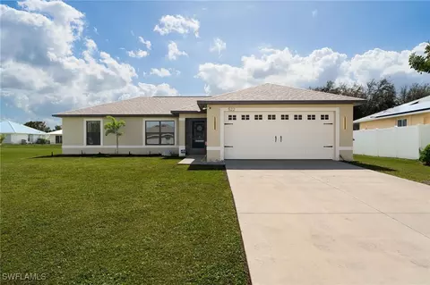522 NE Van Loon Ln, Cape Coral, FL 33909