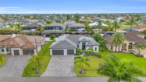 3613 NW 2nd St, Cape Coral, FL 33993
