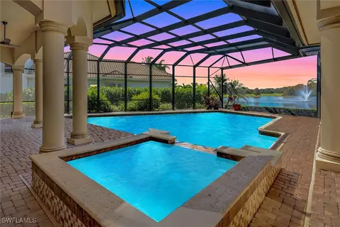 9552 Via Lago Way, Fort Myers, FL 33912
