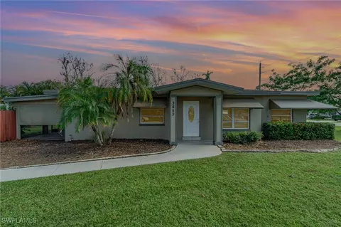 3853 Lake St, Fort Myers, FL 33901