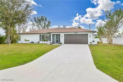 2905 SW 4th Pl, Cape Coral, FL 33914