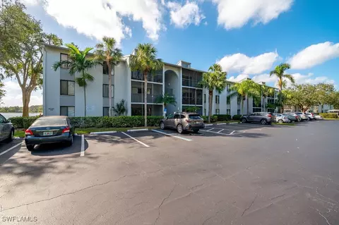 9930 Sailview Ct #18, Fort Myers, FL 33905
