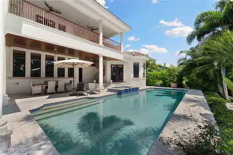 Exterior - 590 17th Ave S, Naples, FL 34102 photo 4 of 8