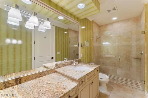 Bath - 590 17th Ave S, Naples, FL 34102 photo 9 of 9