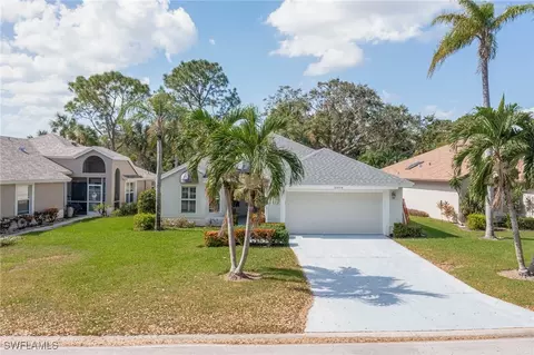 21004 Oxbow Bnd, Estero, FL 33928 photo 2