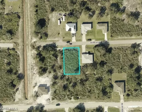 2523 69th St W, Lehigh Acres, FL 33971