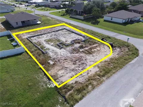 1914 NW 20th Ter, Cape Coral, FL 33993