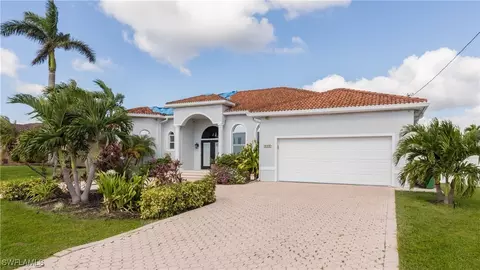 2631 Surfside Blvd, Cape Coral, FL 33914