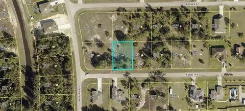 435 Rayneta St, Lehigh Acres, FL 33974